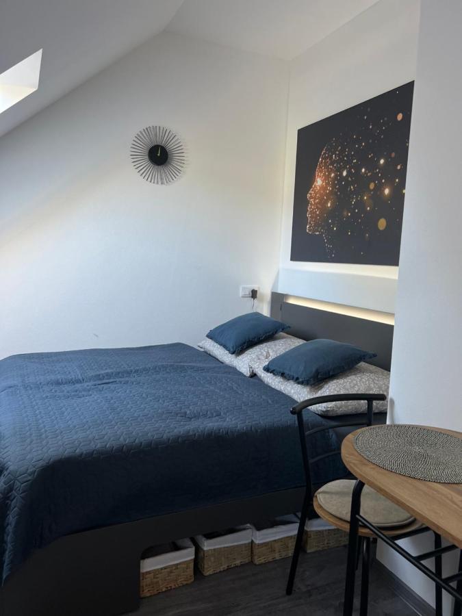 Hobiti Apartman - Frodo Černá v Pošumaví Exteriér fotografie