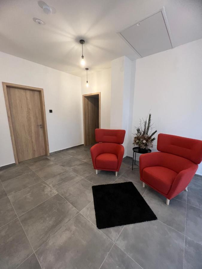 Hobiti Apartman - Frodo Černá v Pošumaví Exteriér fotografie