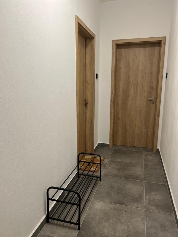 Hobiti Apartman - Frodo Černá v Pošumaví Exteriér fotografie